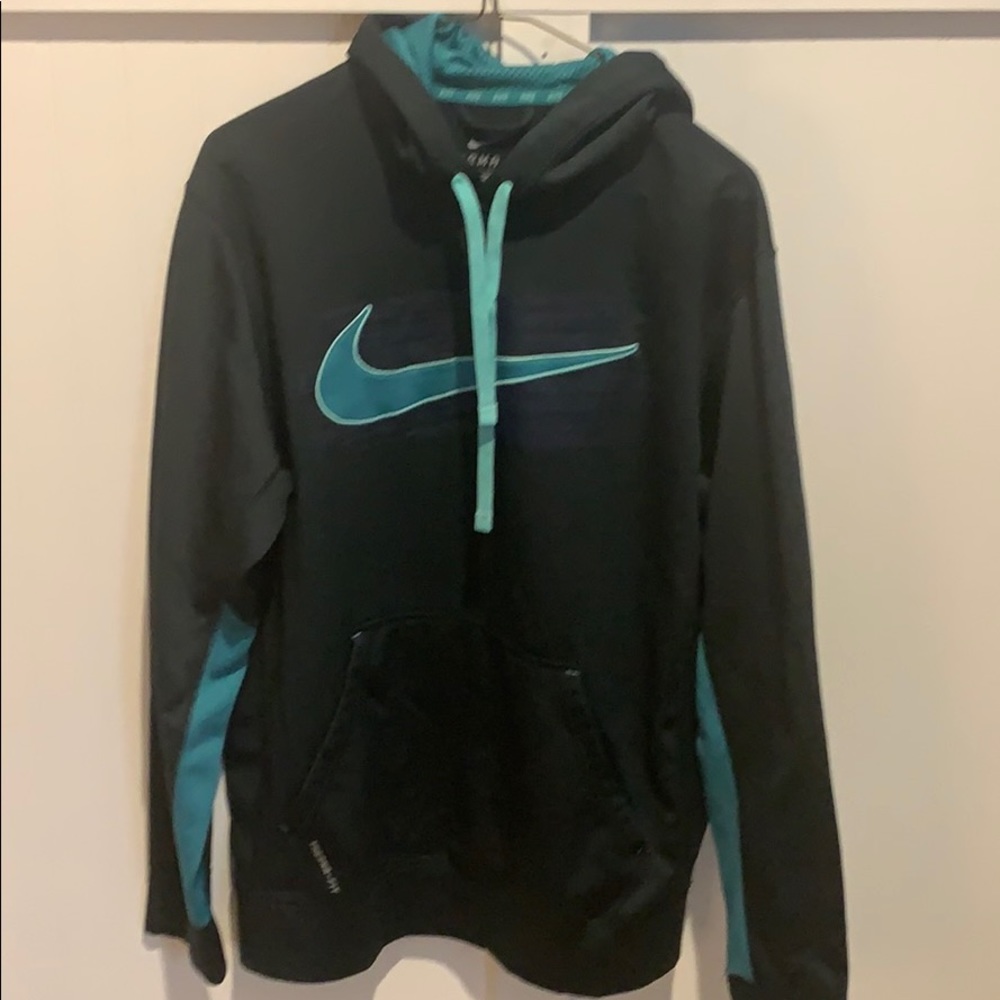 Nike Therma-Fit hoodie